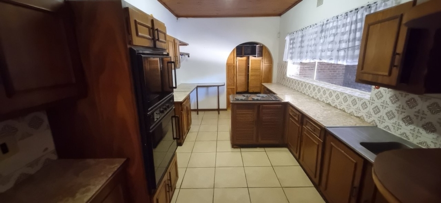5 Bedroom Property for Sale in Krokodildrift A H North West